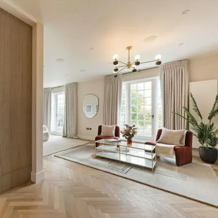 Image 5 - Campden House, 29 Sheffield Terrace, London, W8 7ND, United Kingdom - Apartment for rent