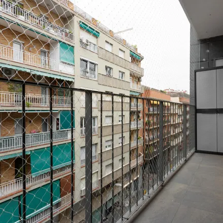 Image 8 - Carrer de Caballero, 72, 74, 08001 Barcelona, Spain - Apartment for rent