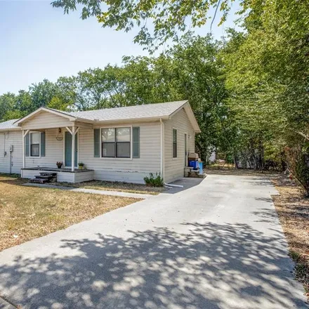 Buy this 3 bed house on 2211 Dixie Street in Caddo Mills, Hunt County