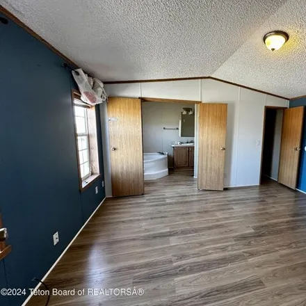 Image 6 - 200 West 6th Street, Marbleton, WY 83113, USA - Apartment for sale