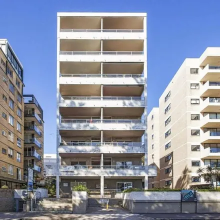 Image 8 - 35-36 East Esplanade, Sydney NSW 2095, Australia - Apartment for rent