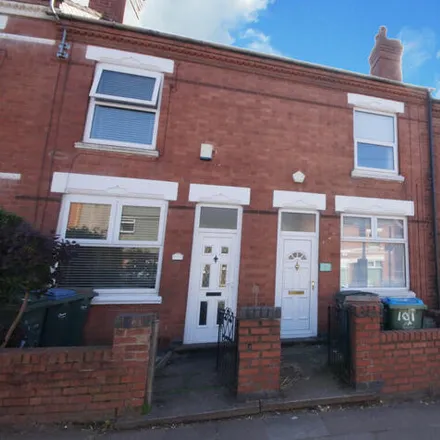 Rent this 3 bed townhouse on 123 Northfield Road in Coventry, CV1 2BQ