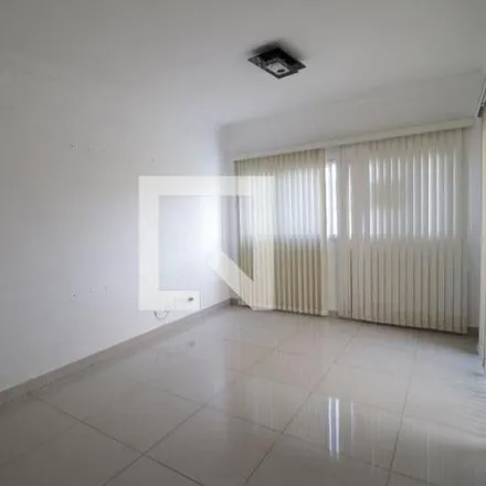 Rent this 2 bed apartment on Rua Nêgo Amâncio in Jardim Patrícia, Uberlândia - MG