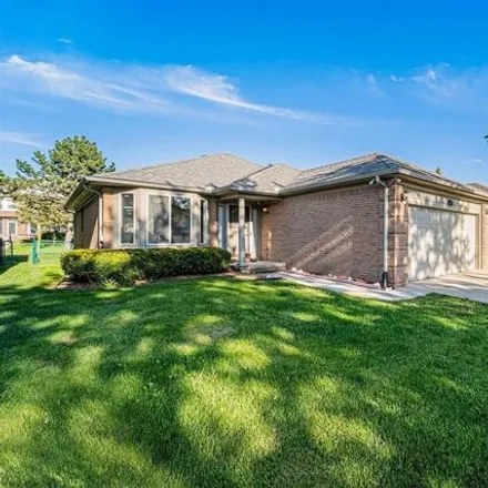 Image 3 - 43115 Saal Road, Sterling Heights, MI 48313, USA - Condo for sale