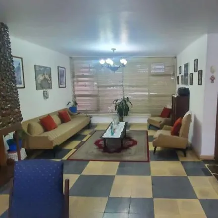 Buy this 4 bed house on Calle Tres Zapotes 132 in Colonia Independencia, 03650 Mexico City