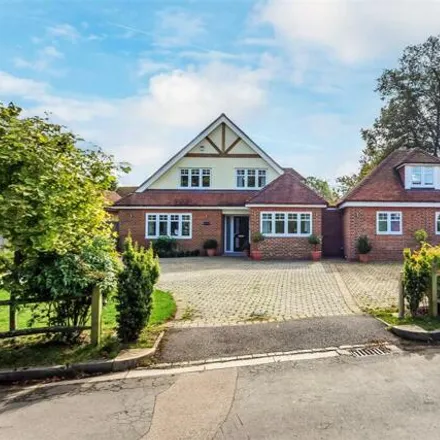 Image 1 - Wonford Close, Walton On The Hill, KT20 7QX, United Kingdom - House for sale