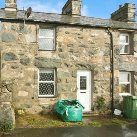 Buy this 3 bed house on unnamed road in Garndolbenmaen, LL51 9RX