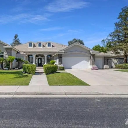 Buy this 5 bed house on 10508 Finchley Dr in Bakersfield, California