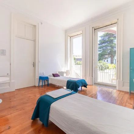 Rent this 7 bed room on Rua da Boavista 795 in 4050-110 Porto, Portugal