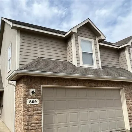 Buy this 3 bed loft on 809 Deer Ridge Court in Baldwin City, Douglas County