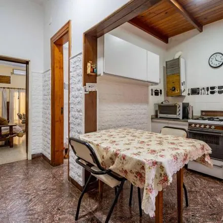 Buy this 3 bed house on Costa Rica 5032 in Azcuénaga, Rosario