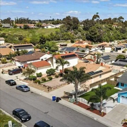 Image 3 - 1307 Theodore Drive, San Diego, CA 92114, USA - House for sale