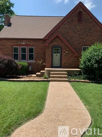 Rent this 3 bed house on 341 N Dellrose