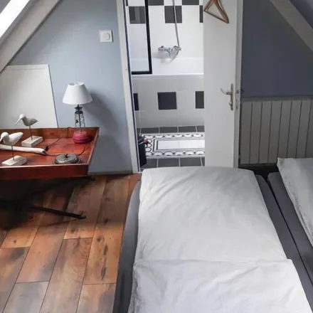 Rent this 1 bed house on Trédrez-Locquémeau in Hent Bras Newez, 22300 Locquémeau