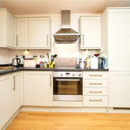 Image 2 - Beacon Tower, Lodge Causeway, Bristol, BS16 3HQ, United Kingdom - Apartment for sale