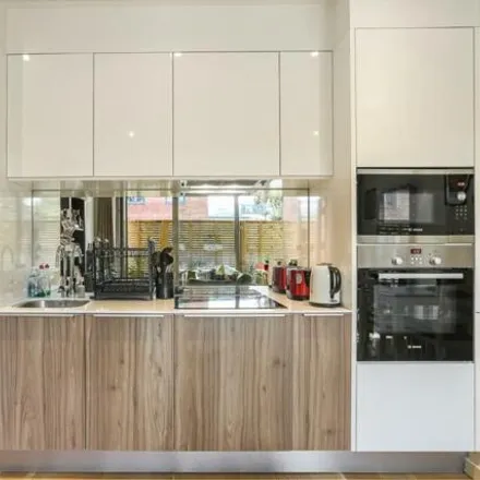 Image 4 - The Gallery, Camberwell Road, London, SE5 0DL, United Kingdom - Apartment for sale