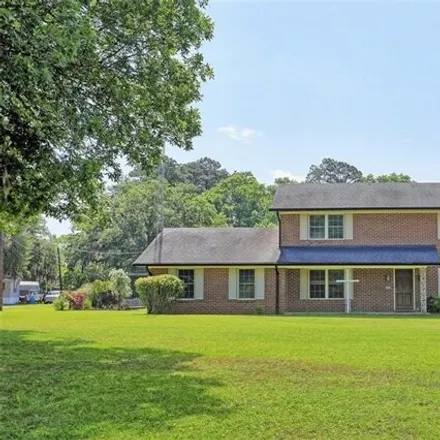 Buy this 3 bed house on 198 Country Lane in Pooler, GA 31322