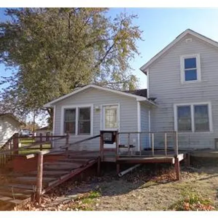 Buy this studio house on 268 State Street in Osage, IA 50461