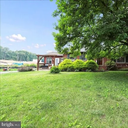 Image 2 - 8536 Rocky Springs Rd, Frederick, Maryland, 21702 - House for sale