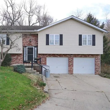 Buy this 3 bed house on 175 Beckett Court in St. Clairsville, OH 43950