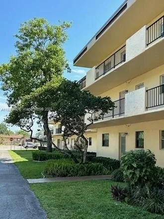 Rent this 2 bed condo on 215 Berkley Road in Hollywood, FL 33024