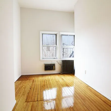 Rent this 3 bed apartment on 75 Nassau Avenue in New York, NY 11222