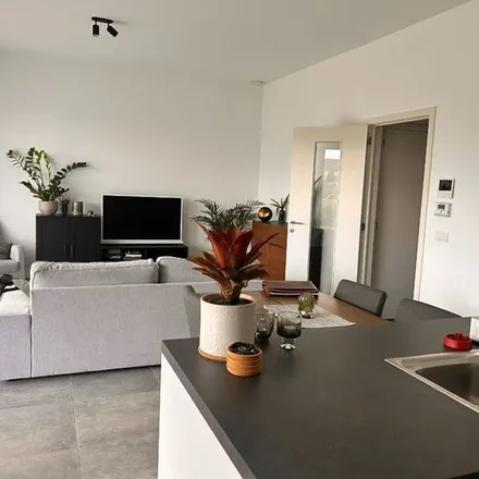 Rent this 1 bed apartment on Heuvenstraat 79 in 81, 3520 Zonhoven