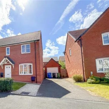 Image 1 - Fisher Close, Tamworth, Staffordshire, B79 - House for sale