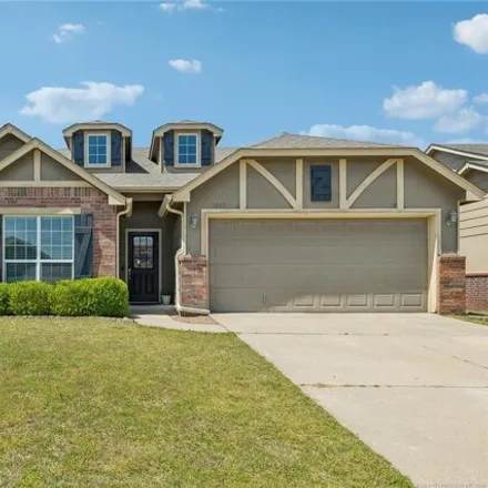 Buy this 3 bed house on 4065 West 104th Court South in Jenks, OK 74037