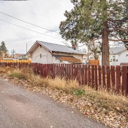 Image 9 - 321 W Antler Ave, Redmond, Oregon, 97756 - House for sale