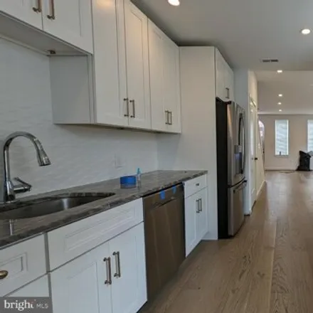 Image 1 - 2232 North Mascher Street, Philadelphia, PA 19175, USA - Townhouse for rent