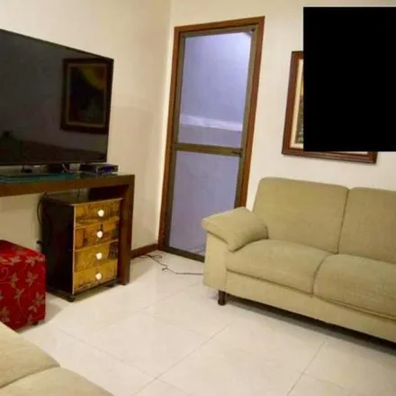 Buy this 3 bed house on Rua Doutor Bueno in Centro, Macaé - RJ