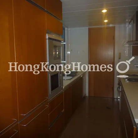 Image 2 - China, Hong Kong, Hong Kong Island, Southern District, Bel-air Avenue, Tower 3 - Apartment for rent