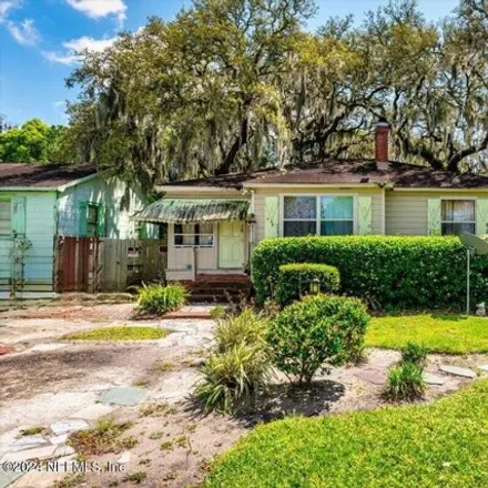 Buy this 3 bed house on 8017 Oakwood St in Jacksonville, Florida