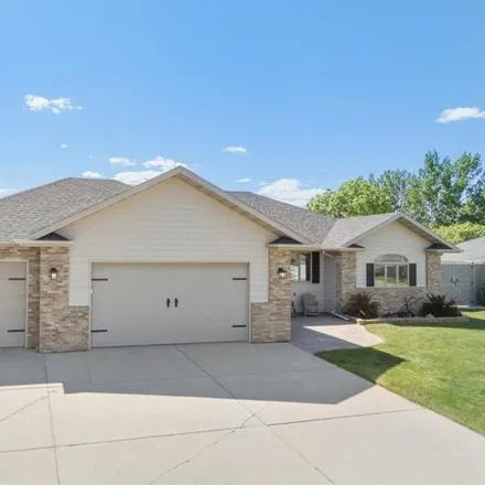 Buy this 5 bed house on 1512 10th St SE in Minot, North Dakota