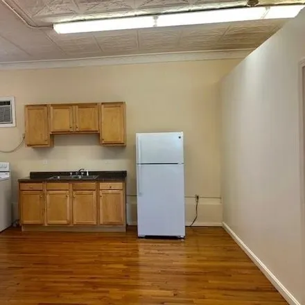 Rent this 1 bed house on 392 West Avenue in Pawtucket, RI 02860