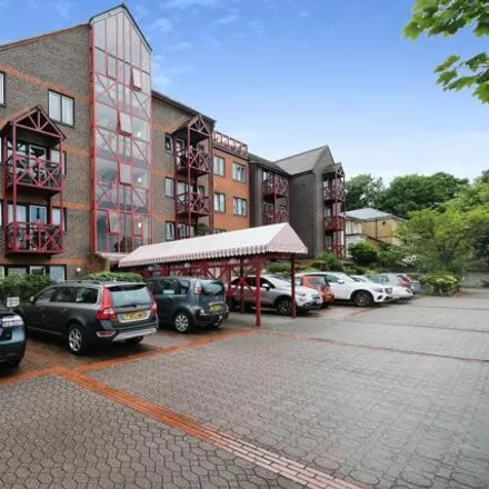 Buy this 1 bed apartment on A31 in Guildford, GU1 4XP