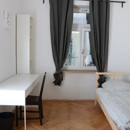 Rent this 2 bed room on Blutenburgstraße 37 in 80636 Munich, Germany