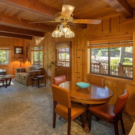 Image 7 - 10642 East Alder Creek Road, Truckee, CA 96161, USA - House for sale
