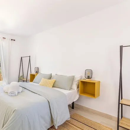 Rent this 4 bed house on AE-IB-2019-1 in plaça dels Hostals, 07320 Santa Maria del Camí