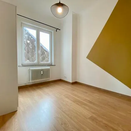Rent this 2 bed apartment on Avenue Henri Strauven - Henri Strauvenlaan 58 in 1160 Auderghem - Oudergem, Belgium