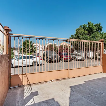 Rent this 2 bed house on Calle Marsella in Villa Residencial Santa Fe 3ra Sección, 22664 Pórticos de San Antonio