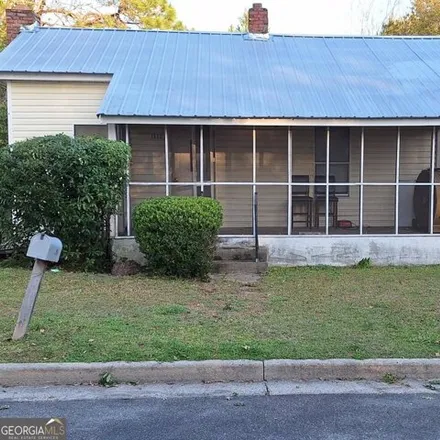 Buy this 3 bed house on 1546 Pickard Avenue in Tifton, GA 31794