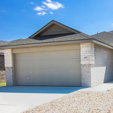 Rent this 3 bed house on 2208 140th Street in Lubbock, TX 79423
