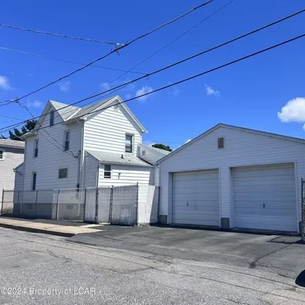 Buy this 3 bed house on 922 N Lafayette Ct in Hazleton, Pennsylvania