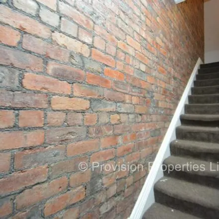 Image 2 - Ebberston Place, Leeds, LS6 1LE, United Kingdom - Townhouse for rent