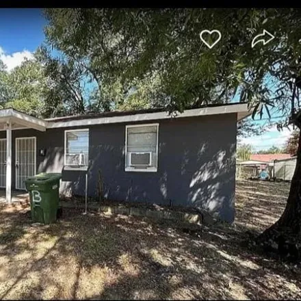 Buy this studio house on 895 32nd Avenue in Columbus, GA 31906