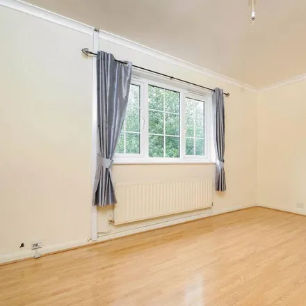 Image 4 - 97 Merton Road, London, SW18 5SY, United Kingdom - Apartment for rent