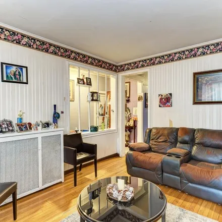 Image 6 - 5707 North Glenwood Avenue, Chicago, IL 60660, USA - Duplex for sale