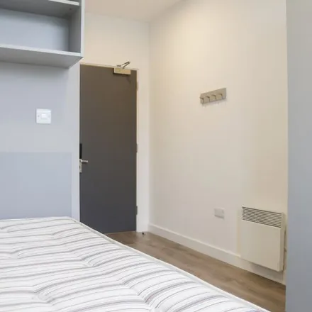 Rent this 8 bed apartment on 4 Mayor Street Upper in North Wall, Dublin